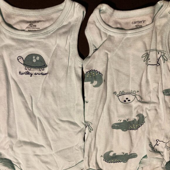 Bundle of 5 Baby Onesies – Size 12M – Carter’s - Picture 3 of 5